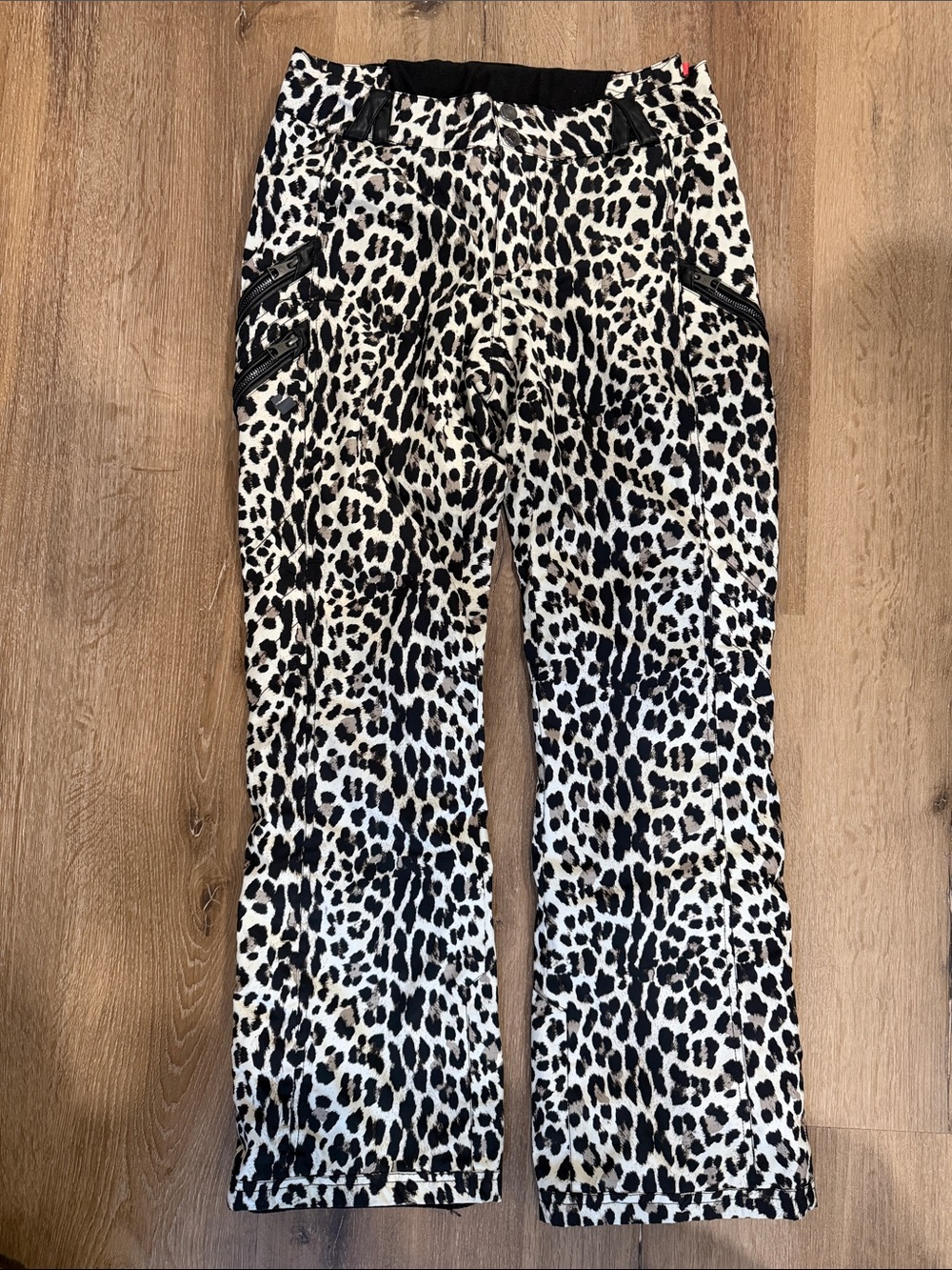 Obermeyer Harlo leopard print ski pants | size 6